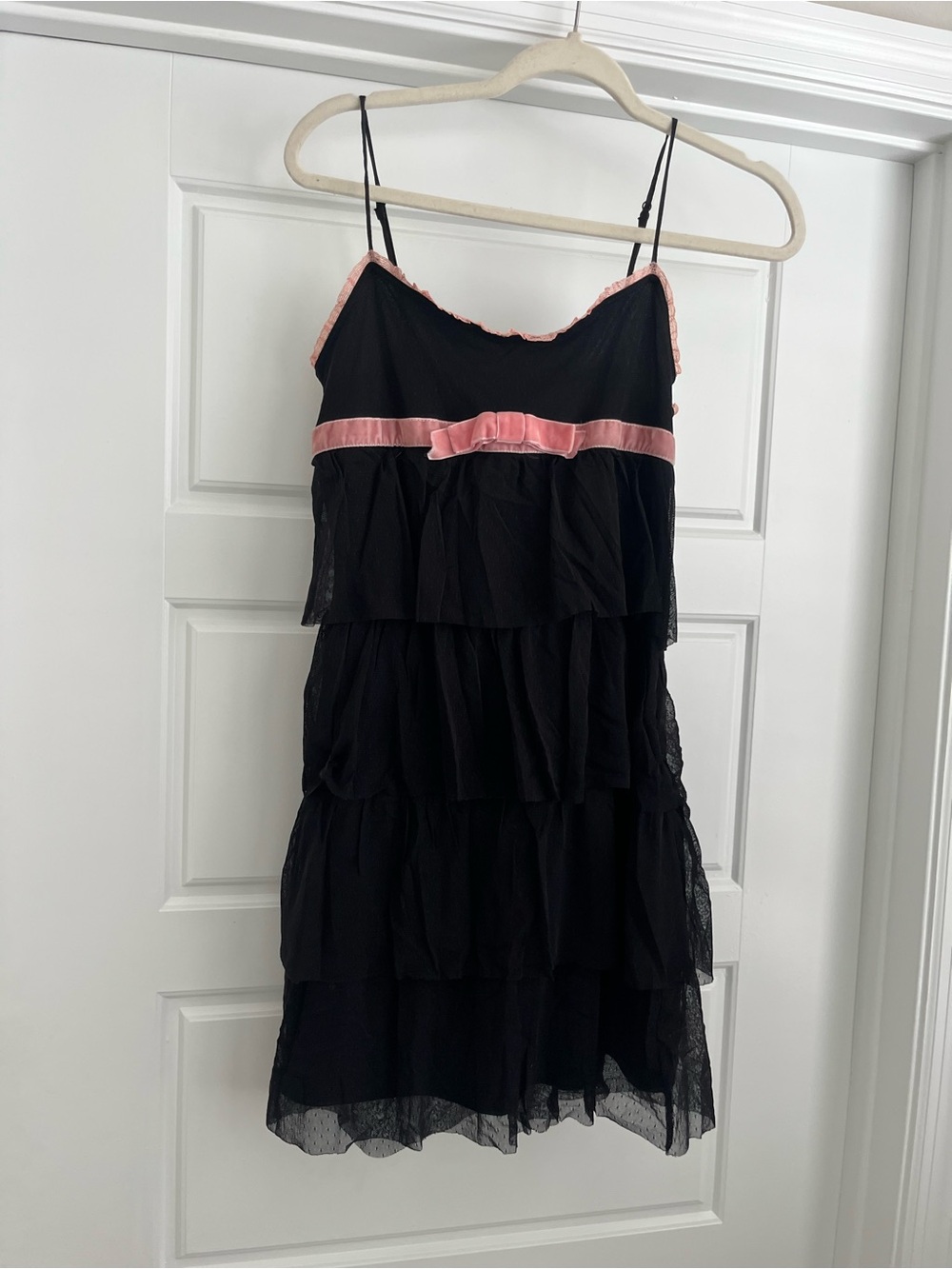 Vtg Betsey Johnson Black Dress with Dusty Pink Lace Trim 6 Made in USA